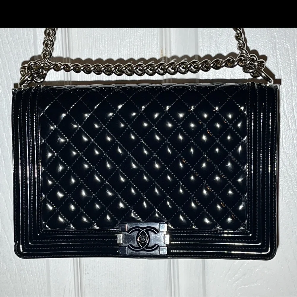 Chanel Patent Calfskin New Medium Boy Flap - Picture 3 of 7